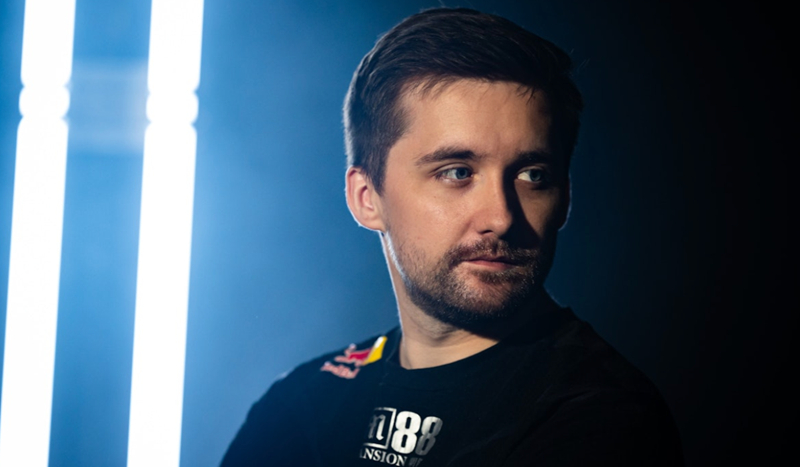 FPX官博为中单Care庆生：19岁新人还需成长，很荣幸与你一路同行